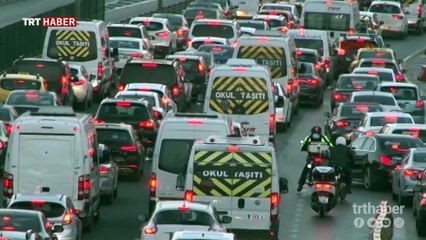 İstanbul'da 'ikinci yarıyıl' trafiği