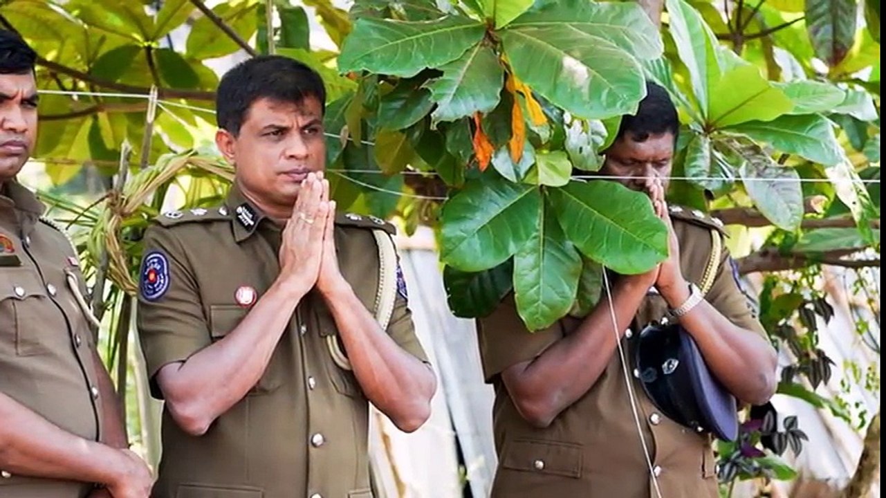 කතරගම පොලිස් වෙඩි පහරින් මියගිය තරුණයාගේ බිරිඳ සහ දරුවාට නව නිවසක්