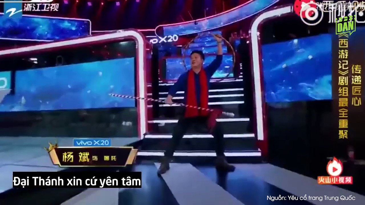 Sau hơn 30 năm, giây phút đoàn tụ của các diễn viên trong Tây Du Ký khiến nhiều người xúc động.