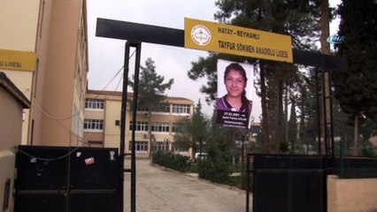 Şehit Fatma Avlar'ın fotoğrafı okuluna asıldı