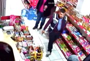 Polis Yeleği Giyip, Marketten Sigara ve Para Çaldılar