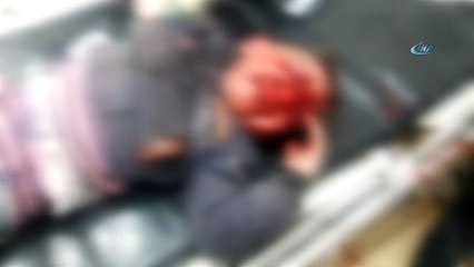 - Azez’de 2 noktaya roket düştü 2’si ağır 7 yaralı var- Merkezi noktaya isabet eden roketler ağırlıklı olarak çocukları yaraladılar