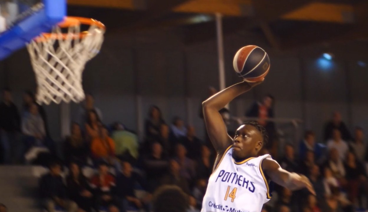 ACTIONS : Les 26pts de SEKOU DOUMBOUYA 17 ans (2017-2018)