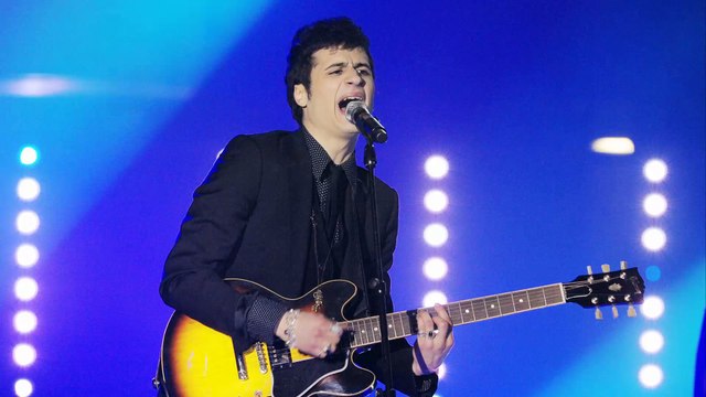 Victoires de la musique 2018 – BB Brunes : Adrien Gallo était au lycée avec Pierre Niney !