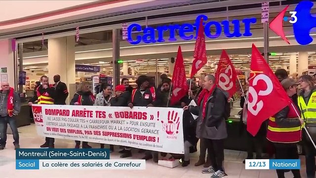 Carrefour : les salariés manifestent contre la fermeture de 273 magasins
