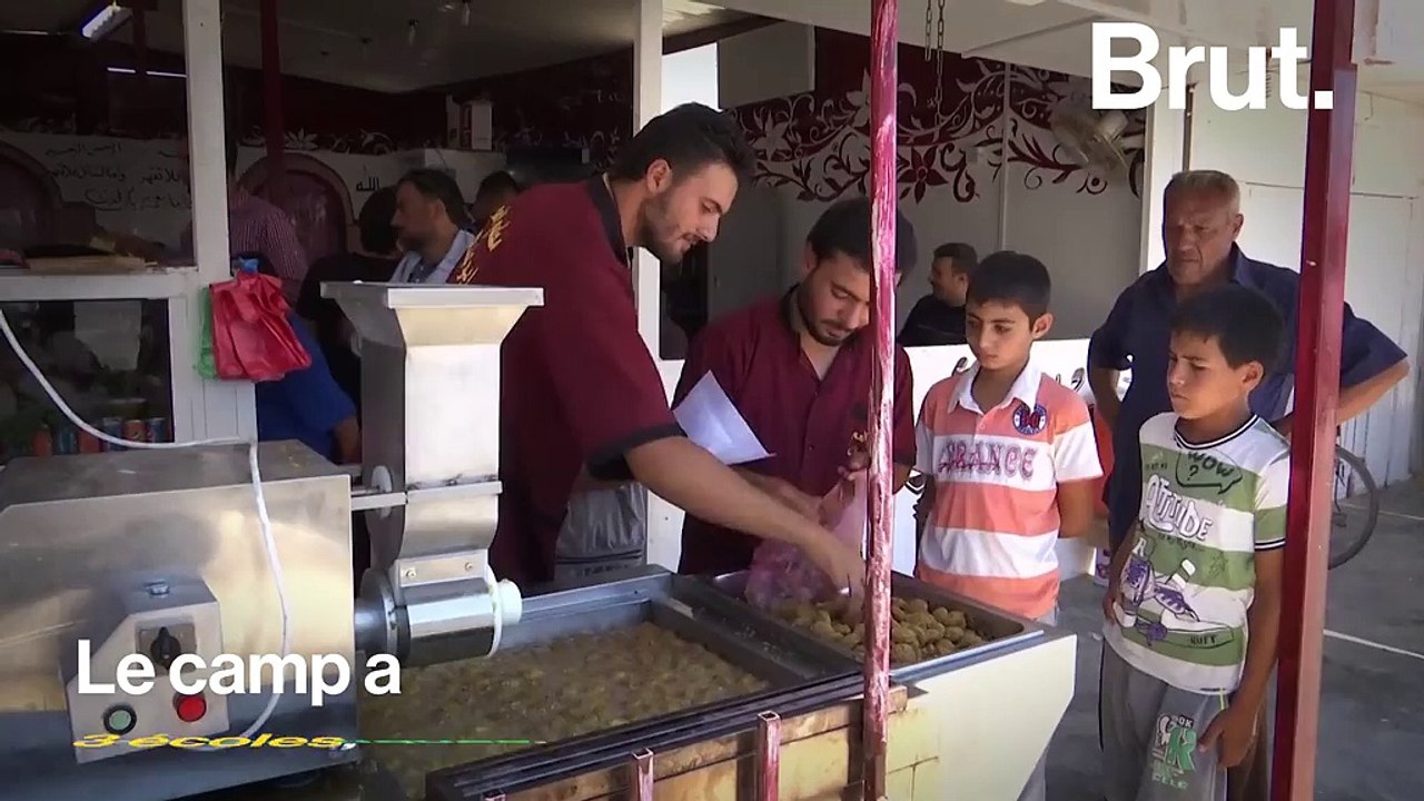 Avec plus de 80 000 réfugiés syriens, le camp de Zaatari est le plus vaste du Moyen-Orient