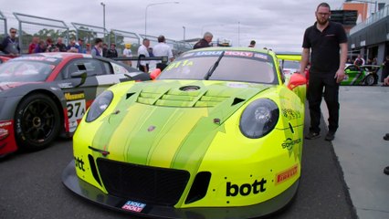 Porsche - Unforgiving Mount Panorama