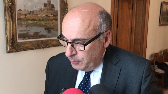 Fermeture de deux collèges: les explications de Jean Léonce Dupont