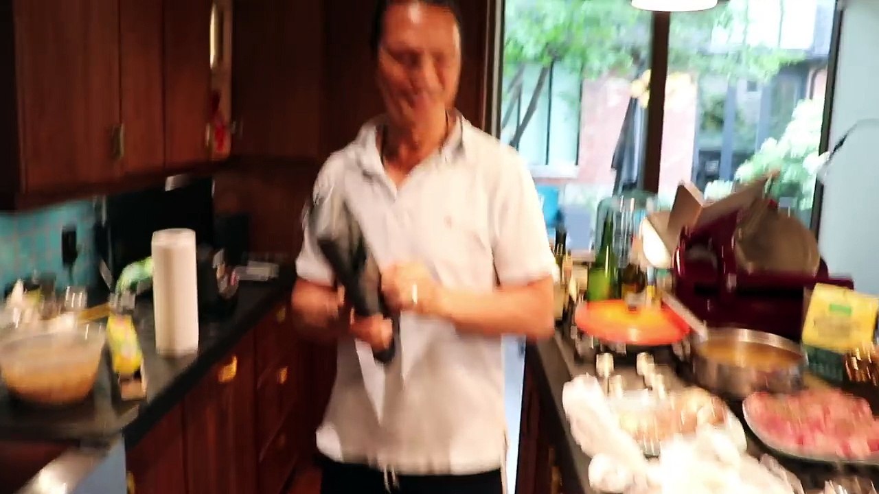 SURPRISED MY FATHER WITH AN AMAZING GIFT ON FATHERS DAY