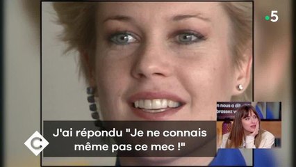 Dakota Johnson émue aux larmes