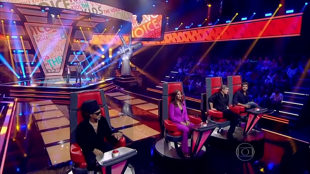 Enzo e Eder cantam 'O menino da porteira' no The Voice Kids - Audição|1ª Temporada
