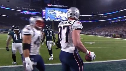 freeD: Brady hits Gronk for another TD | Super Bowl LII