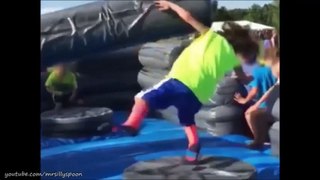 The Funniest Fails and Moments Caught on Camera (pt.4)