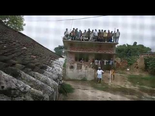 leopard entered village