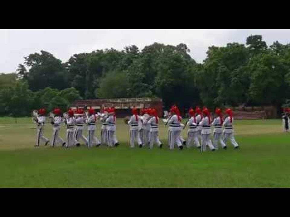 Up Army band student patriotic tunes Jhume