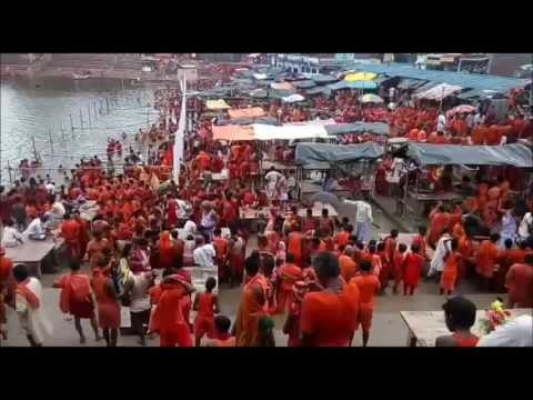 baba basukinath drew in a crowd of kanvrion
