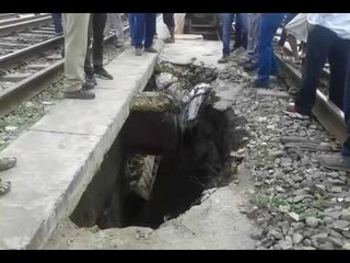 Varanasi Mughal Sarai route railway bridge stranded
