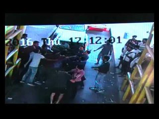 Toll tax employer beaten by people in greater noida