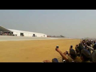 Landing of Fighter Planes on Lucknow-Agra Expressway