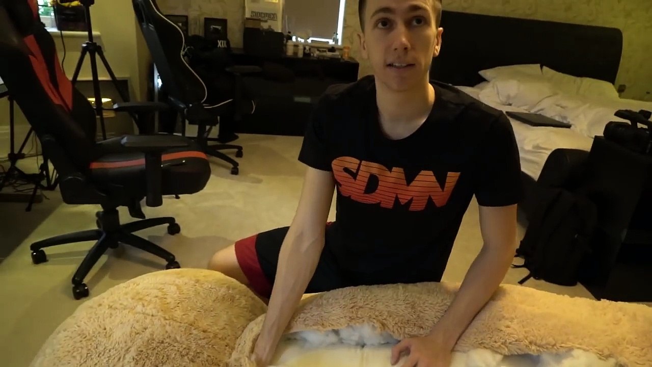 TEDDY BEAR PRANK ON SIDEMEN!