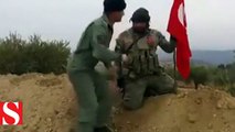 Raco�ya Türk bayrağını dikip ezan okudular