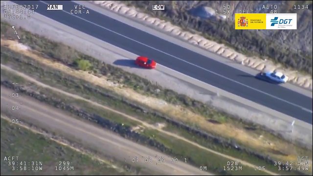 VÍDEO: Pegasus caza a un conductor, se da cuenta... Pero ya esta tarde