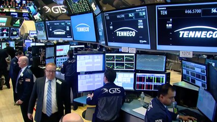 뉴욕증시 4% 안팎 급락...투매 움직임에 '패닉' / YTN