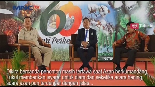 Tukul, Salman Khan, dan Menteri Susi Hentikan Aktivitas Saat Azan