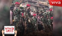 Kopassus Cari Korban Longsor Pakai Ilmu Tenaga Dalam