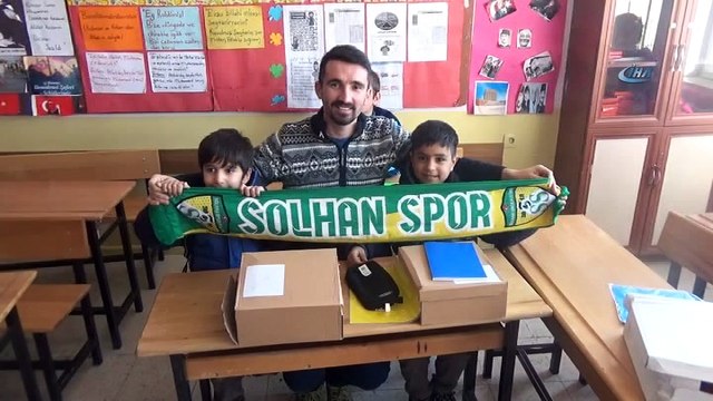 Üniversite öğrencisinden örnek davranış