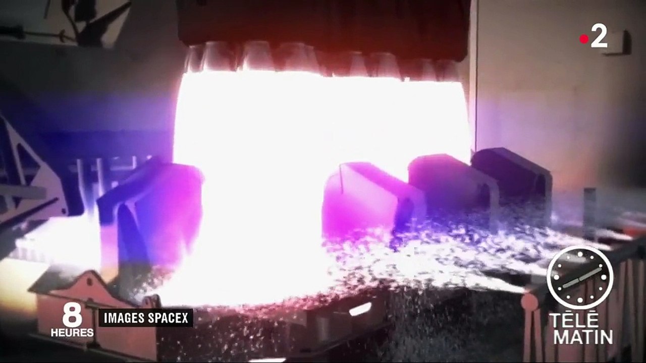 Une Tesla envoyée dans l'espace pour le premier lancement de la super fusée de SpaceX