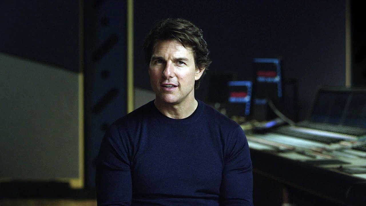 Missão: Impossível - Nação Secreta | GREETING TOM CRUISE | LEG | DATA | 08”