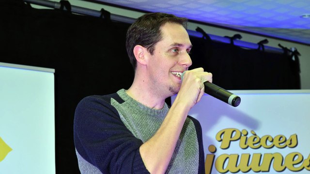 Levallois : Grand Corps Malade s’en prend à Balkany sur un marché