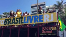 Felipe Moura Brasil discursa no ato anti-Dilma de 16 de agosto, em Copacabana