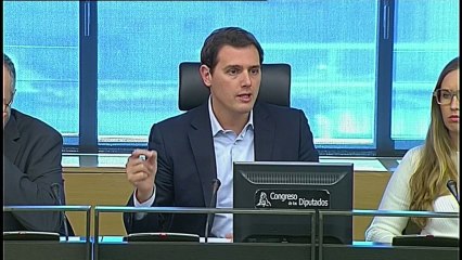 Rivera carga contra Rajoy por la corrupción del PP