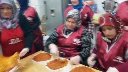 - Gurbette yaşayan işletmeci kadınlardan Mehmetçiğe destek