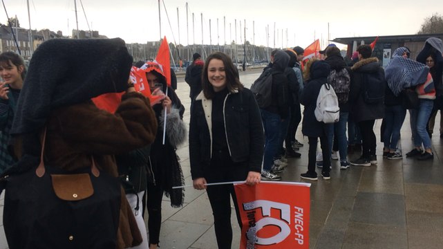 Manifestation des lycéens et enseignants contre la réforme du bac