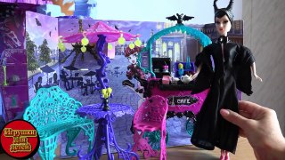 Видео с куклами Monster High, серия 368, Клео клиент кафе у Дракулауры удивилась Дунефисенте