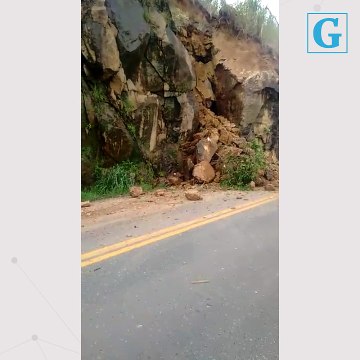 Deslizamento de terra na BR-259 em Colatina