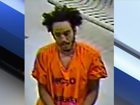PD: Man says he stabbed his mom 'a lotta times' - ABC15 Crime