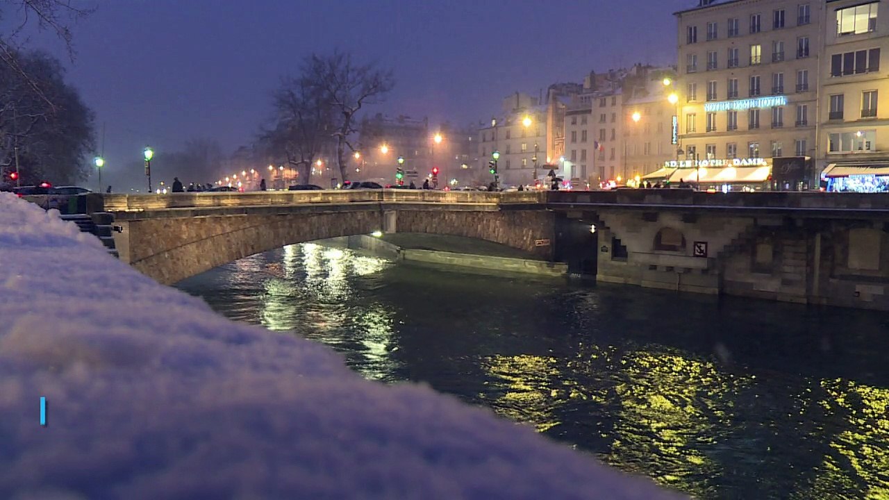 Paris se veste de branco