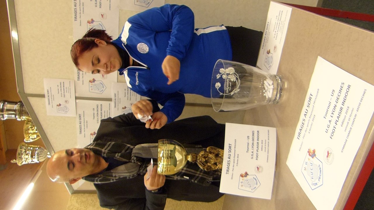 TOURNOI U9 UGA LYON-DECINES FOOT-PLAISIR INDOOR 2018 : TIRAGES AU SORT