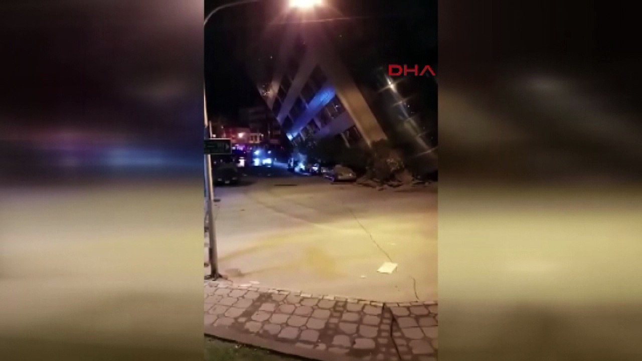Tayvan’da 6.4 büyüklüğünde deprem