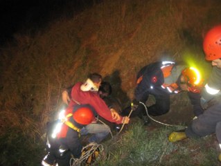30 Metre Yüksekten Yuvarlandılar