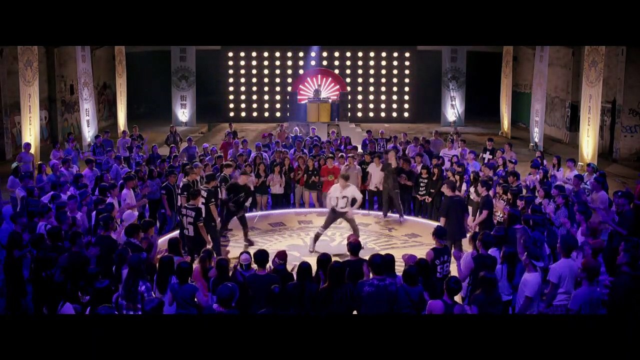終極舞班 (2016)主演 中泽祥  翁滋蔓  邦邦  高艺  邱昊奇 Part 2