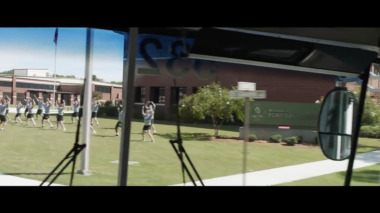 Le 15h17 Pour Paris - Bande Annonce Trailer(VOST) - Clint Eastwood (The 1517 to Paris) [au cinéma le 7 février 2018] [720p]