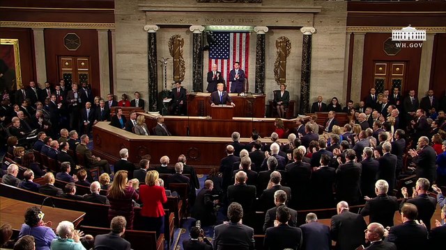 EE.UU. aprueba prórroga de presupuestos 'in extremis'