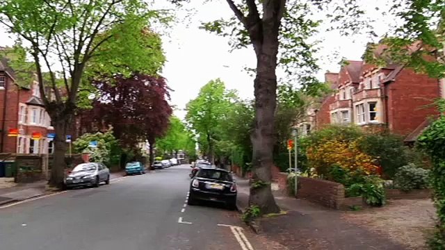 Oxford Discover Level 5 Big Question 9 Why Do We Make Buildings 2