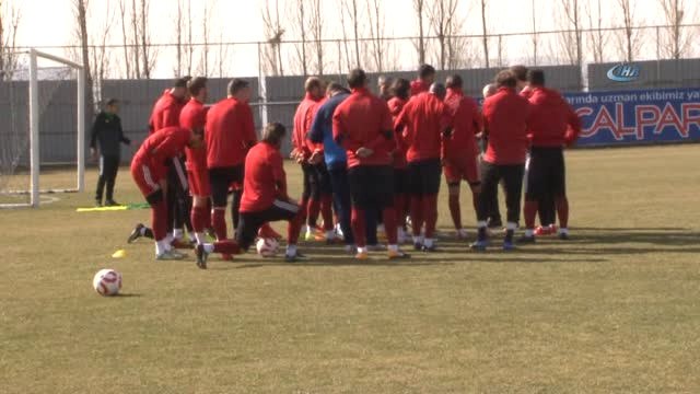 Hüseyin Kalpar: Denizlispor Maçı Kazanılması Gereken Bir Mücadele