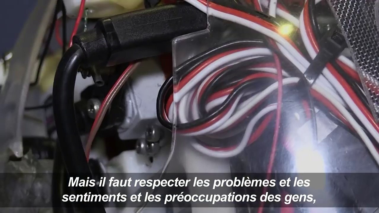 IA ( Intelligence Artificielle) entretien avec un robot